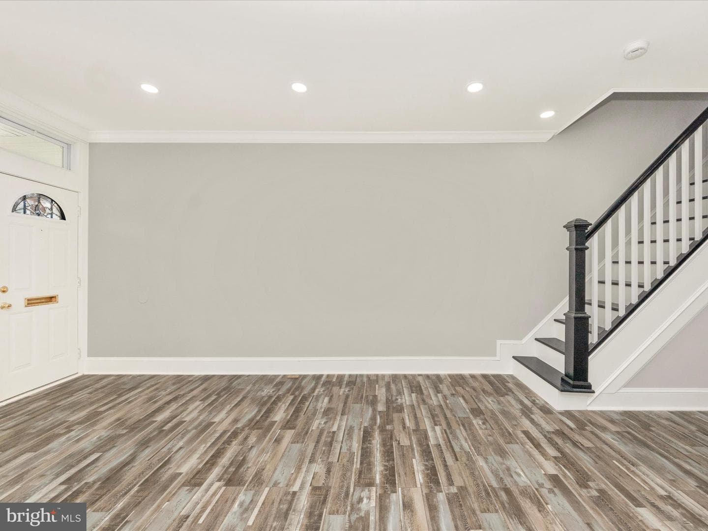 2014 Cliftwood Avenue photo 12