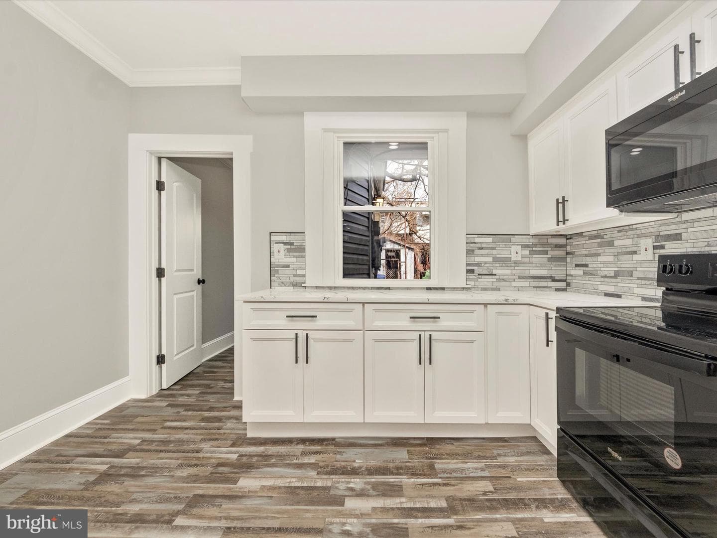 2014 Cliftwood Avenue photo 20