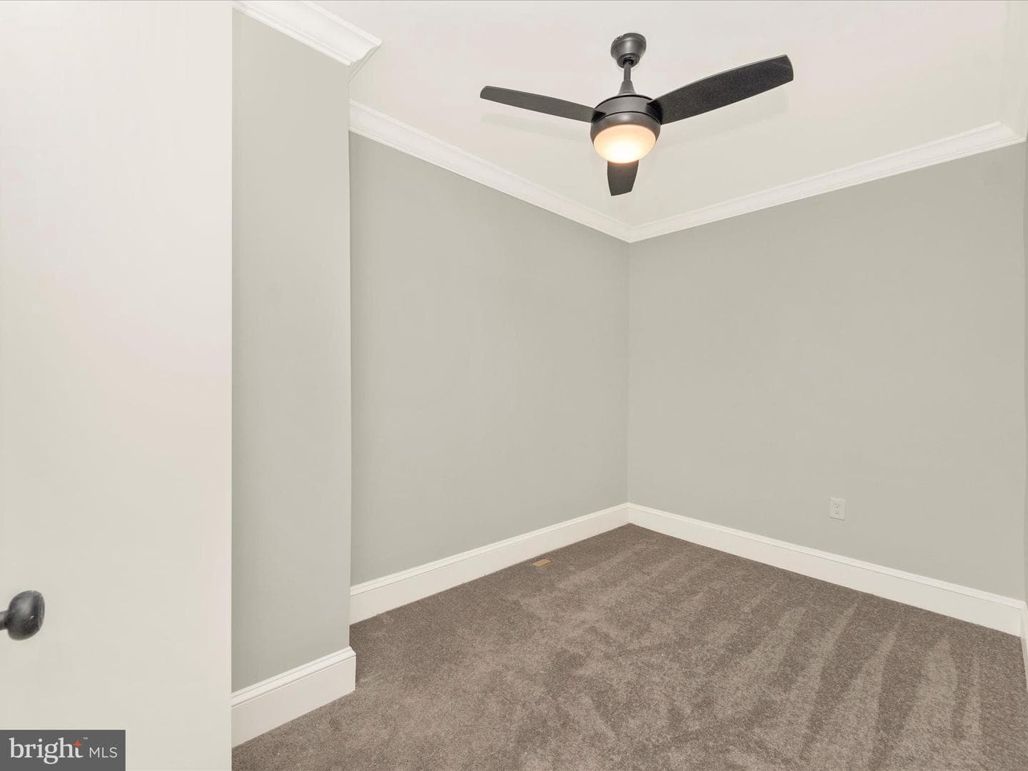 2014 Cliftwood Avenue photo 32