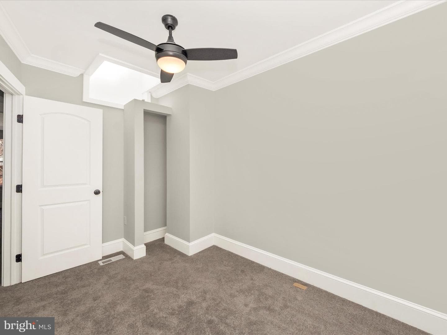 2014 Cliftwood Avenue photo 33