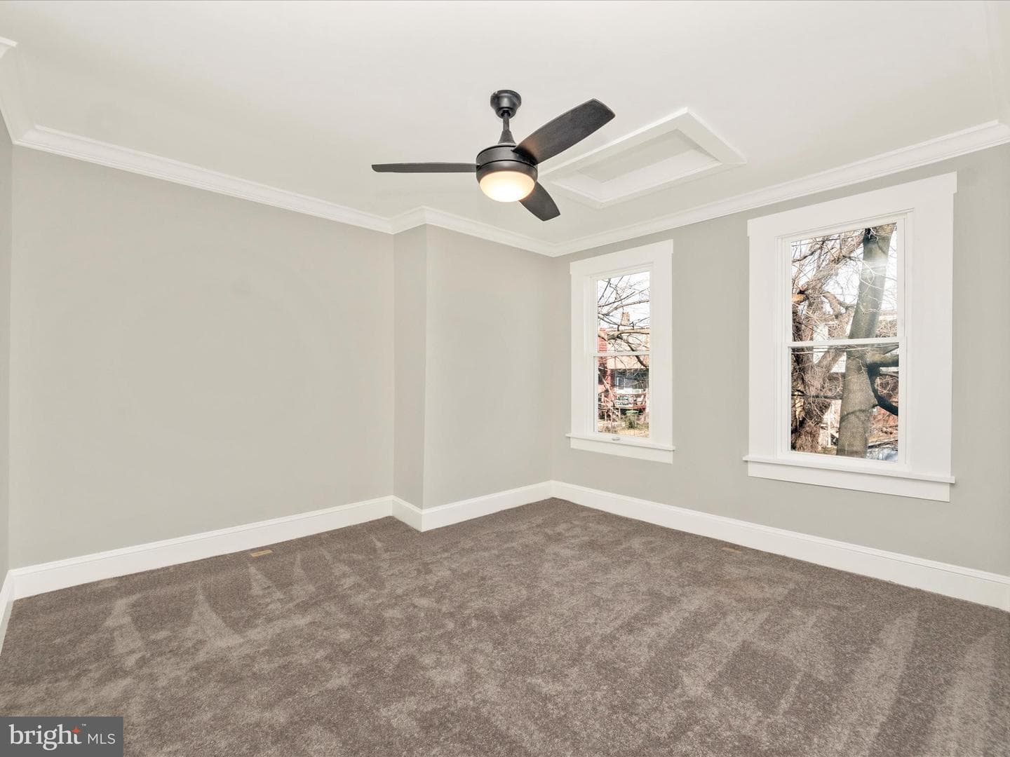 2014 Cliftwood Avenue photo 36