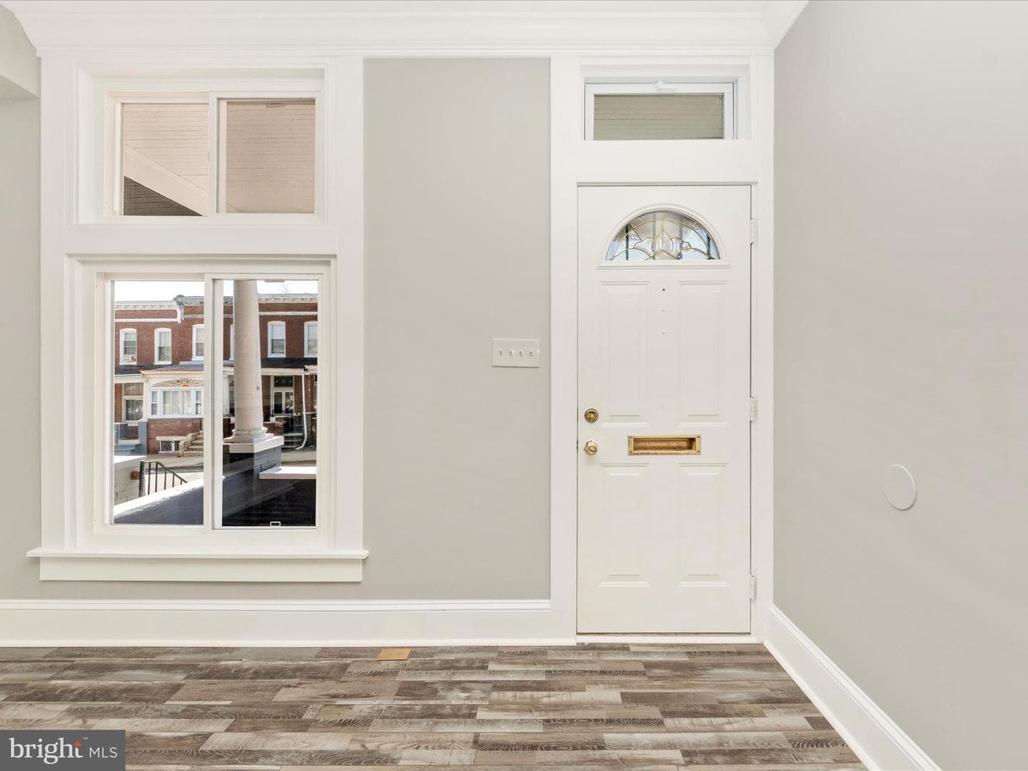 2014 Cliftwood Avenue photo 8