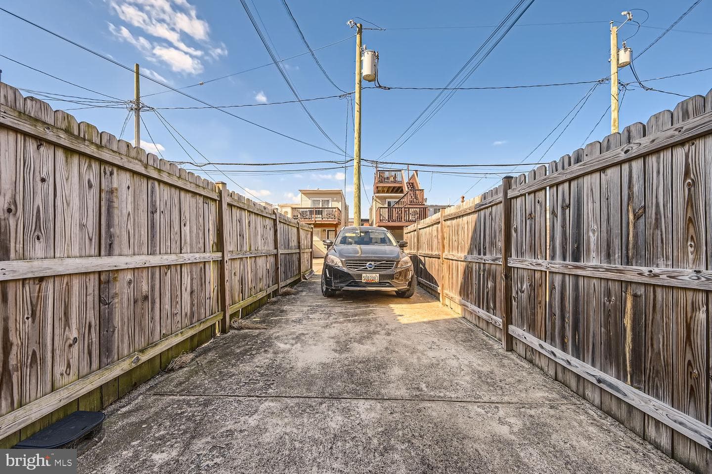 1534 S Hanover Street photo 23
