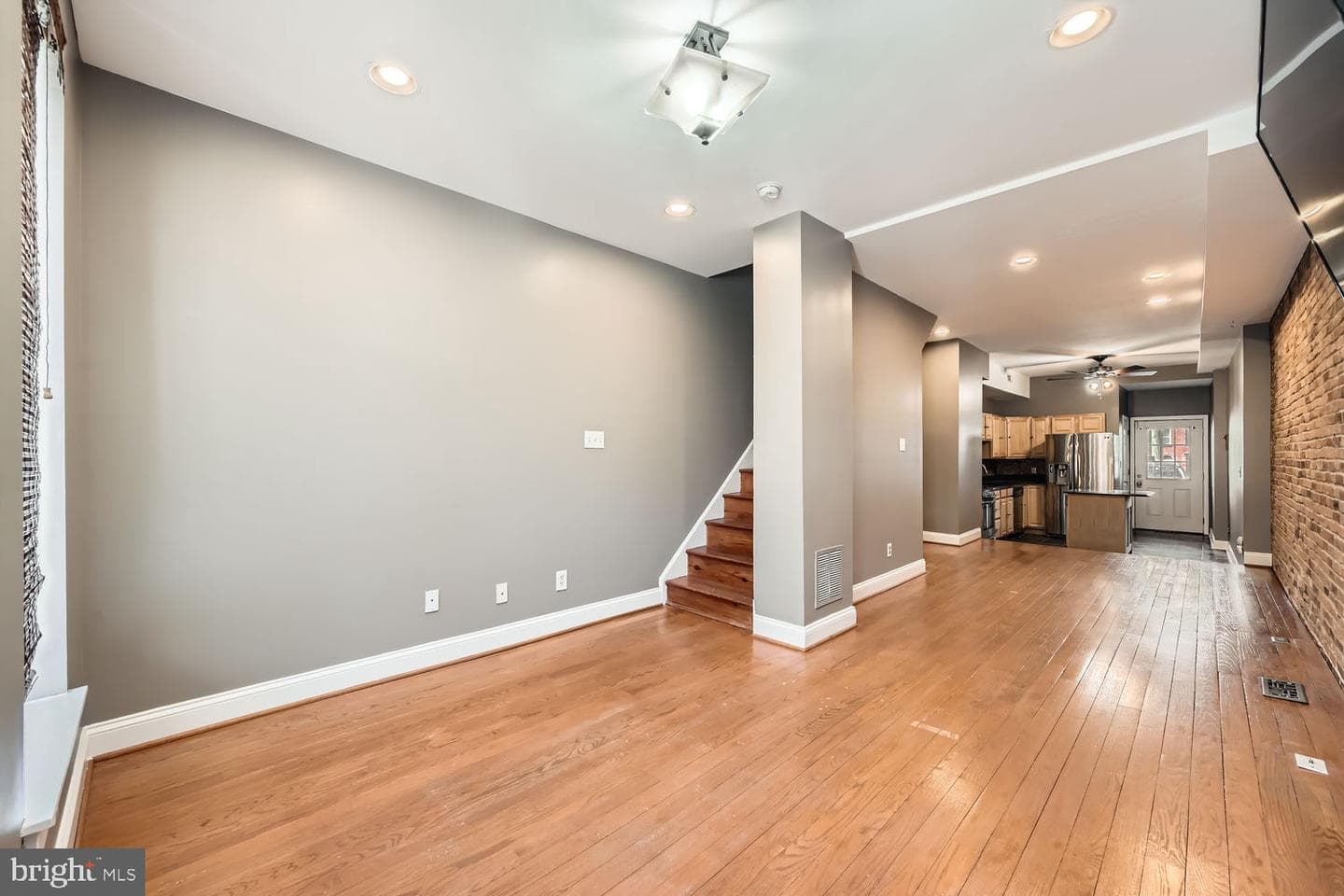 1534 S Hanover Street photo 6
