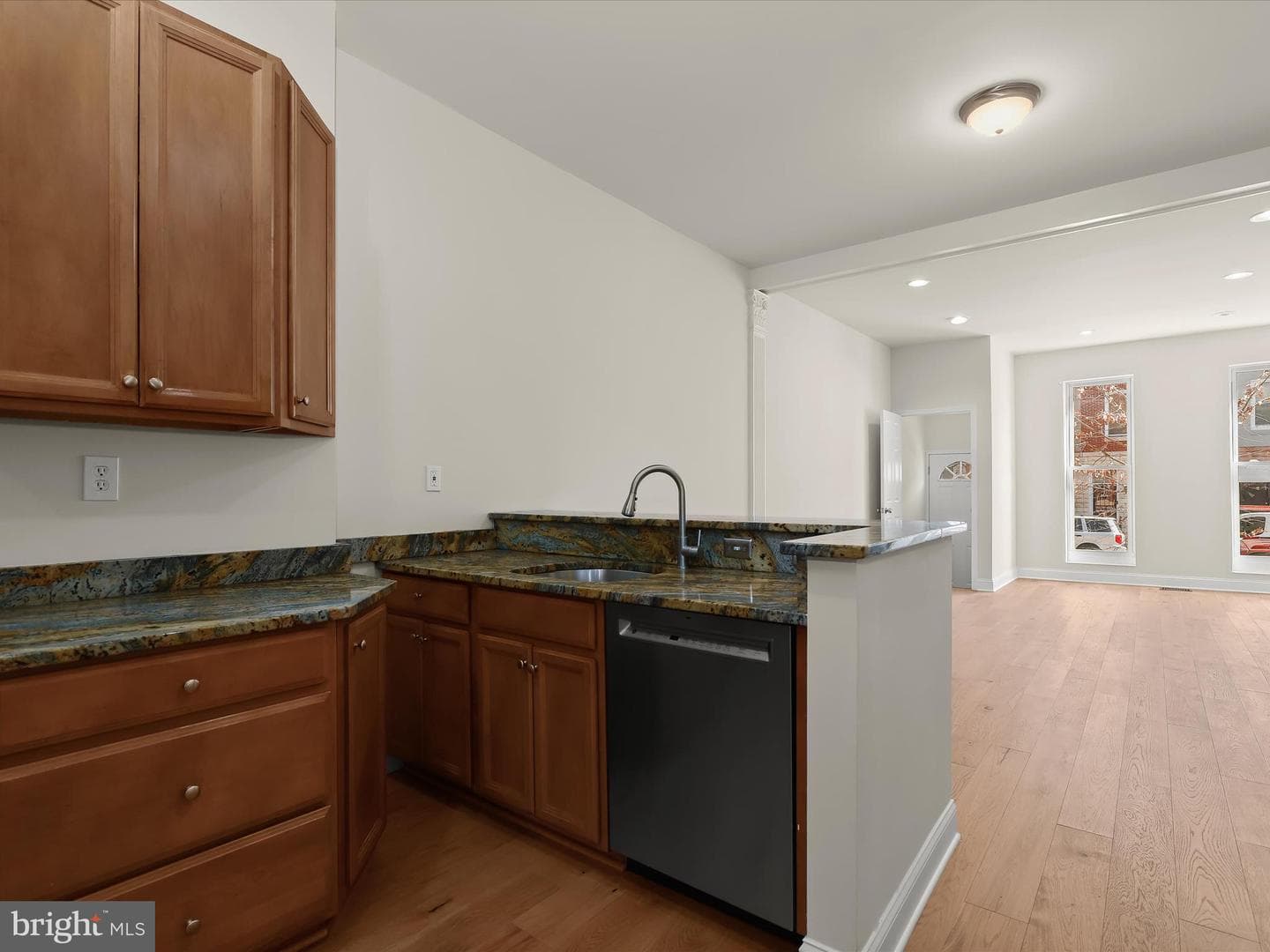 1614 N Caroline Street photo 15