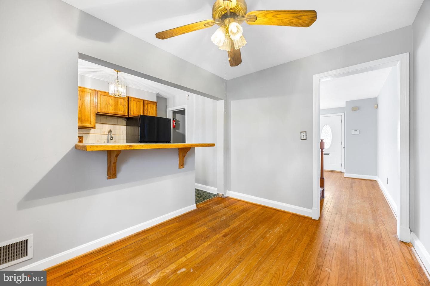 3926 Dudley Avenue photo 5