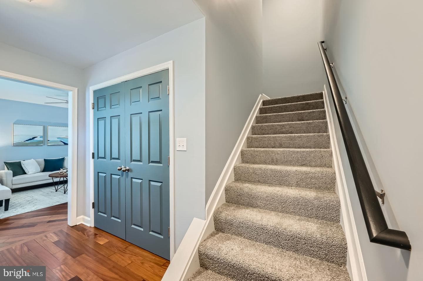 7213 Glenoak Avenue photo 21