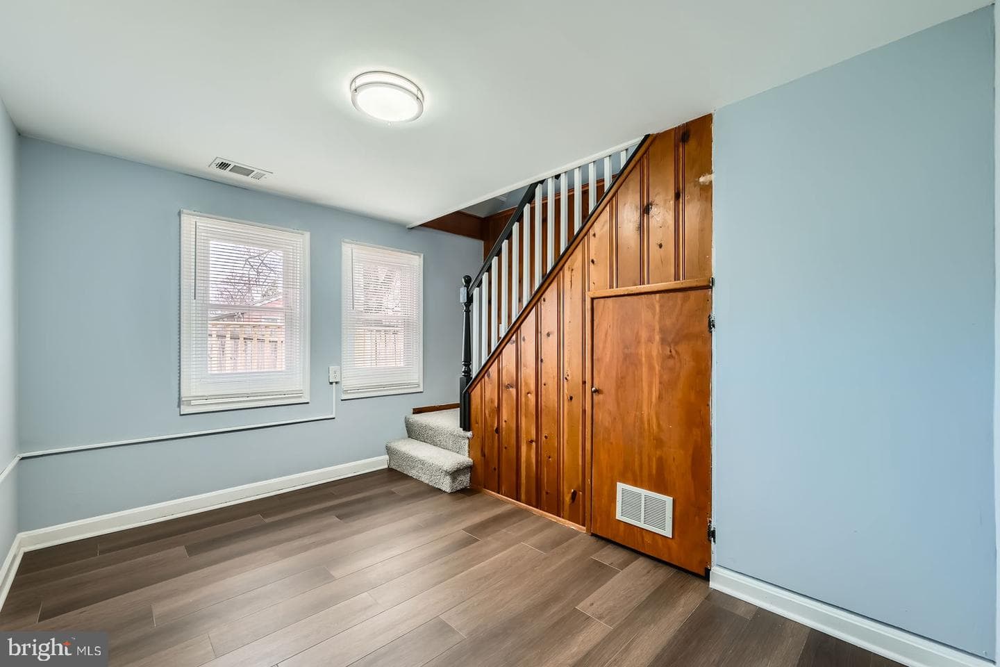 7213 Glenoak Avenue photo 35