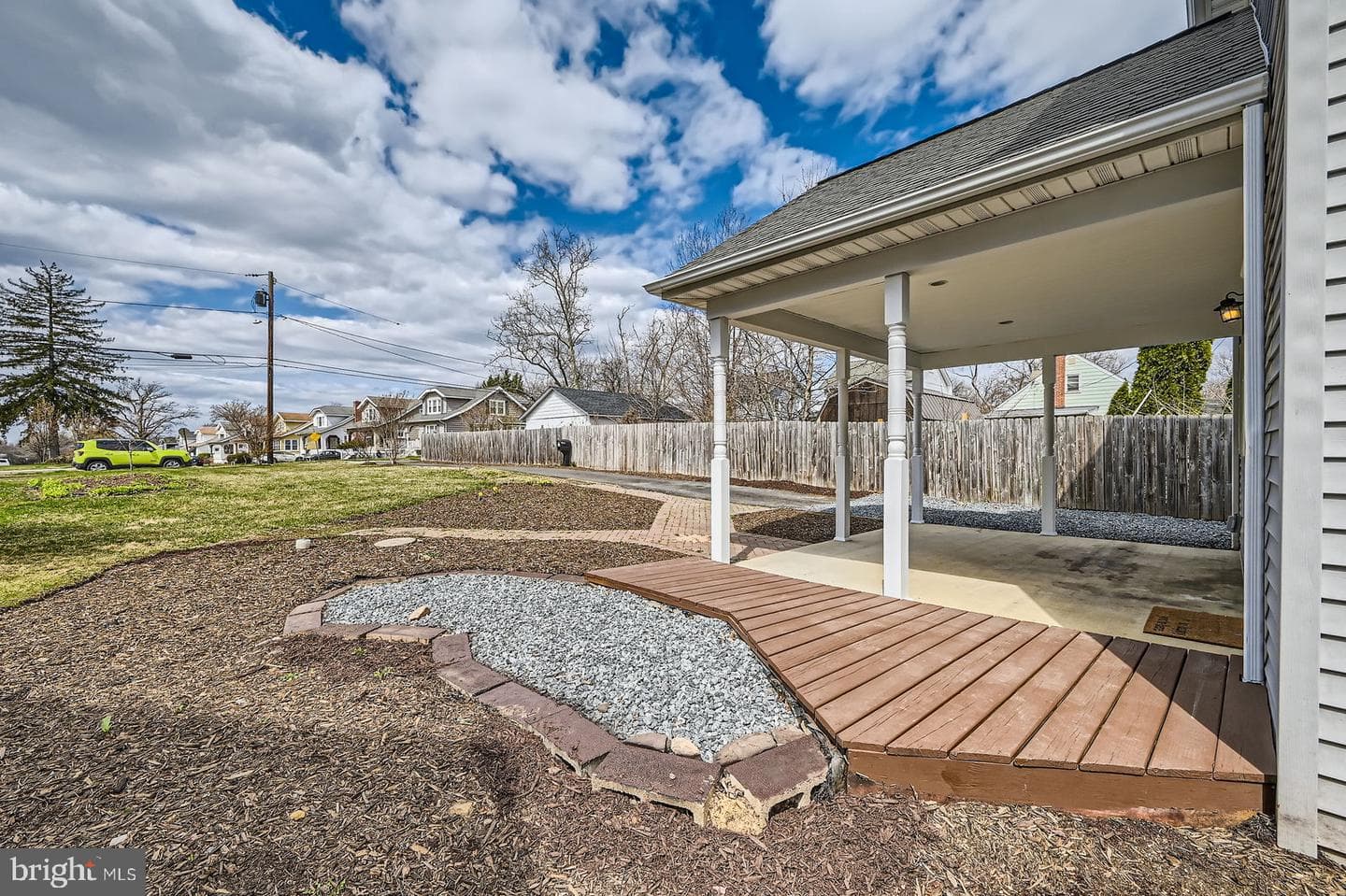 7213 Glenoak Avenue photo 45