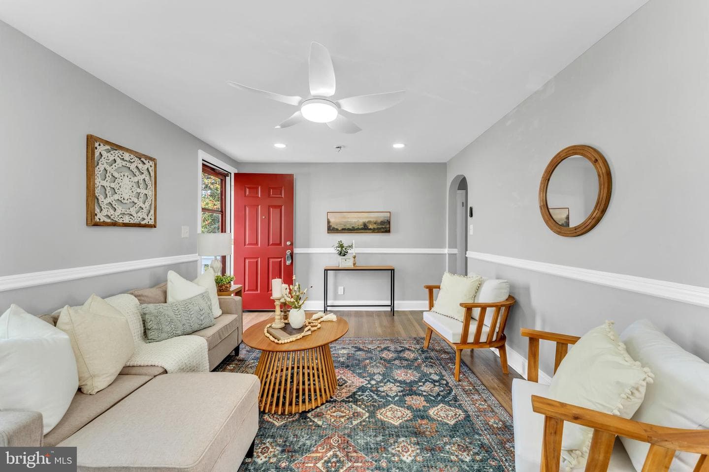 1105 Gittings Avenue photo 5