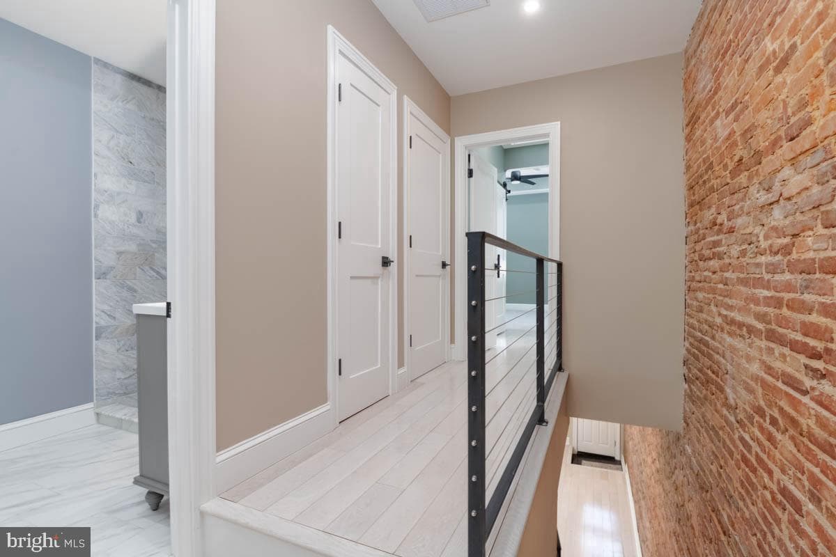 16 N Ellwood Avenue photo 22