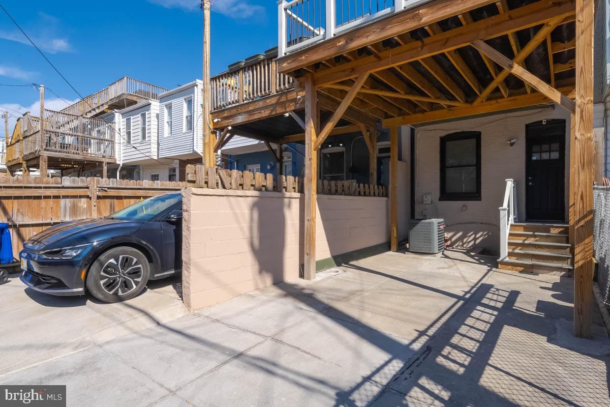 16 N Ellwood Avenue photo 37