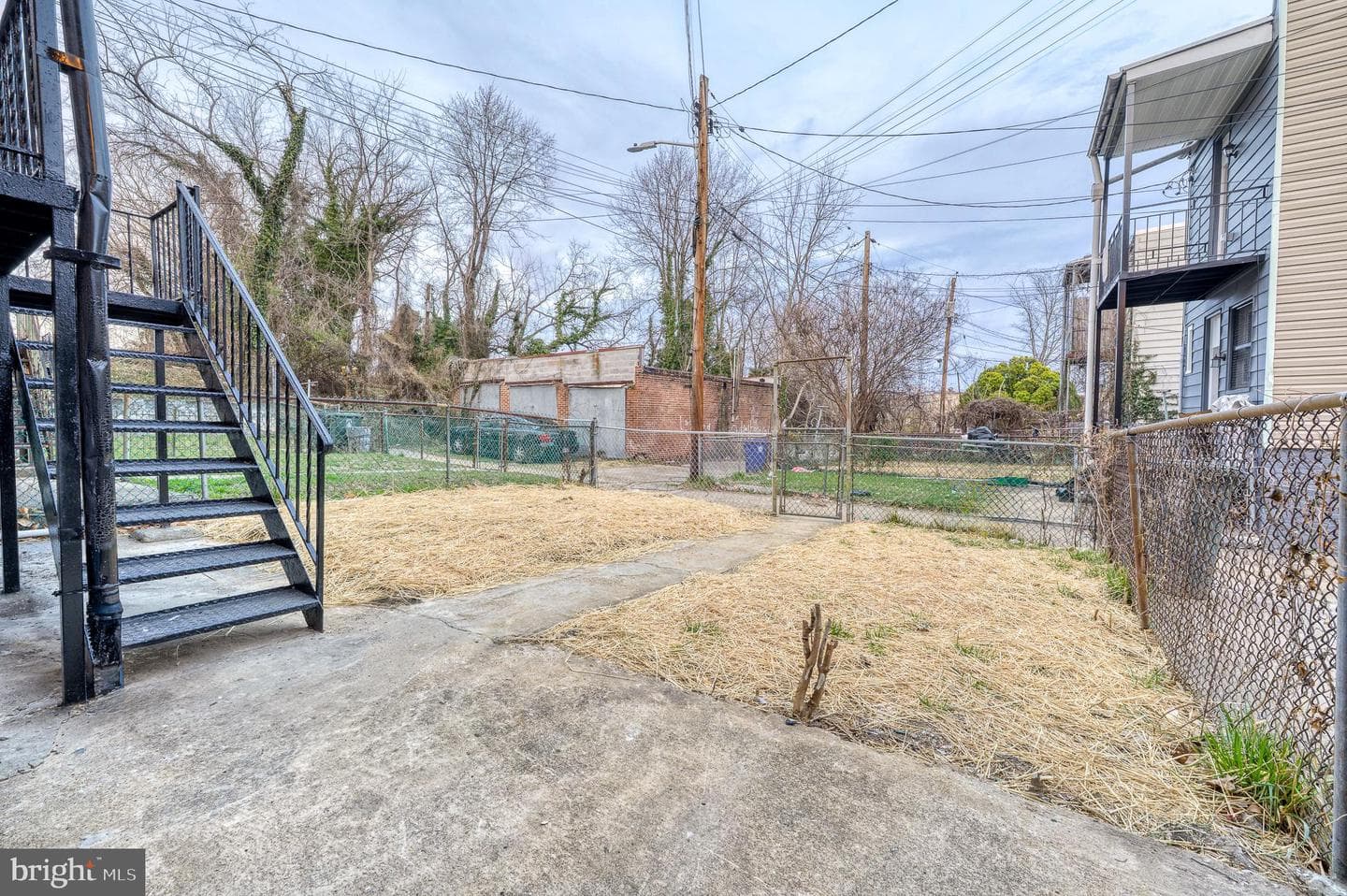 2207 N Ellamont Street photo 48