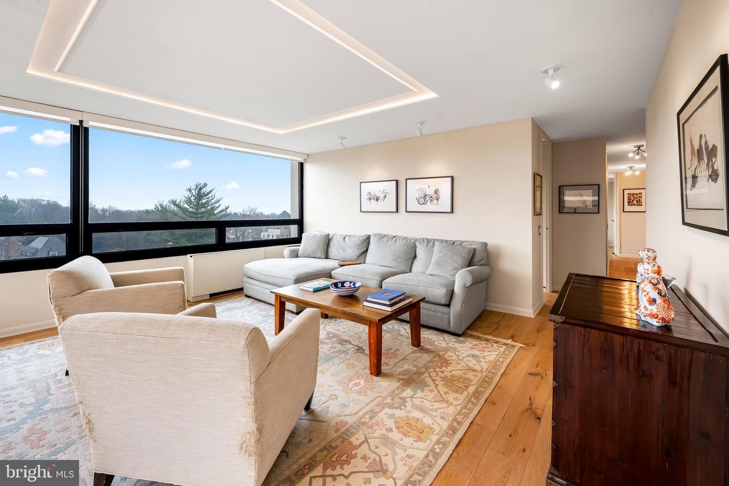 4000 N Charles Street #702 photo 14