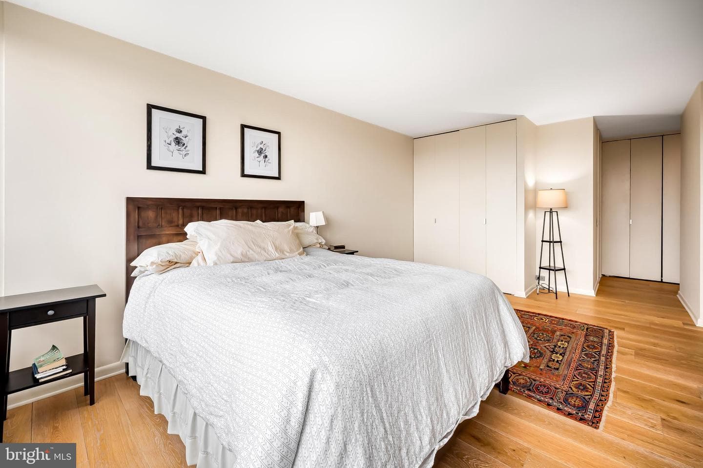 4000 N Charles Street #702 photo 27
