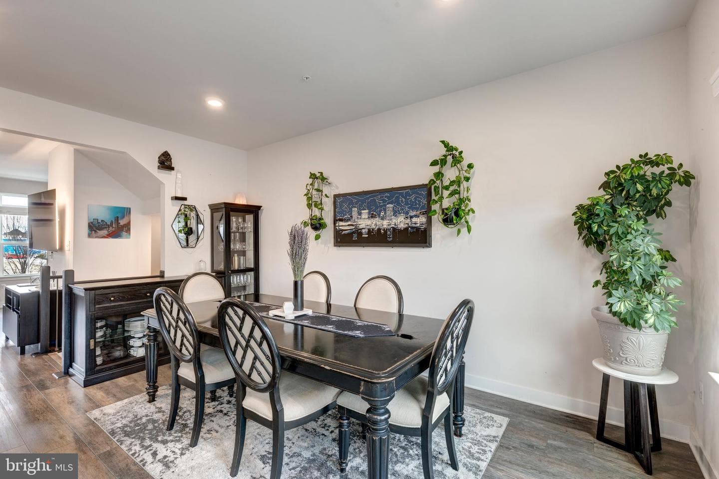 1807 E Chase Street photo 18