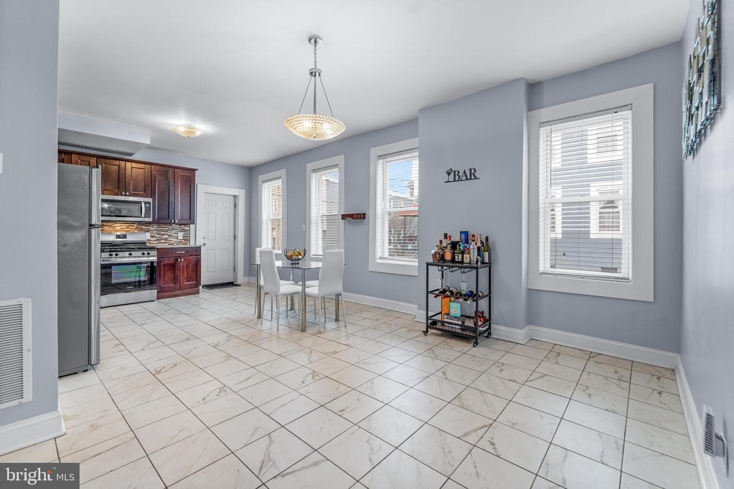 1713 E Lafayette Avenue photo 9