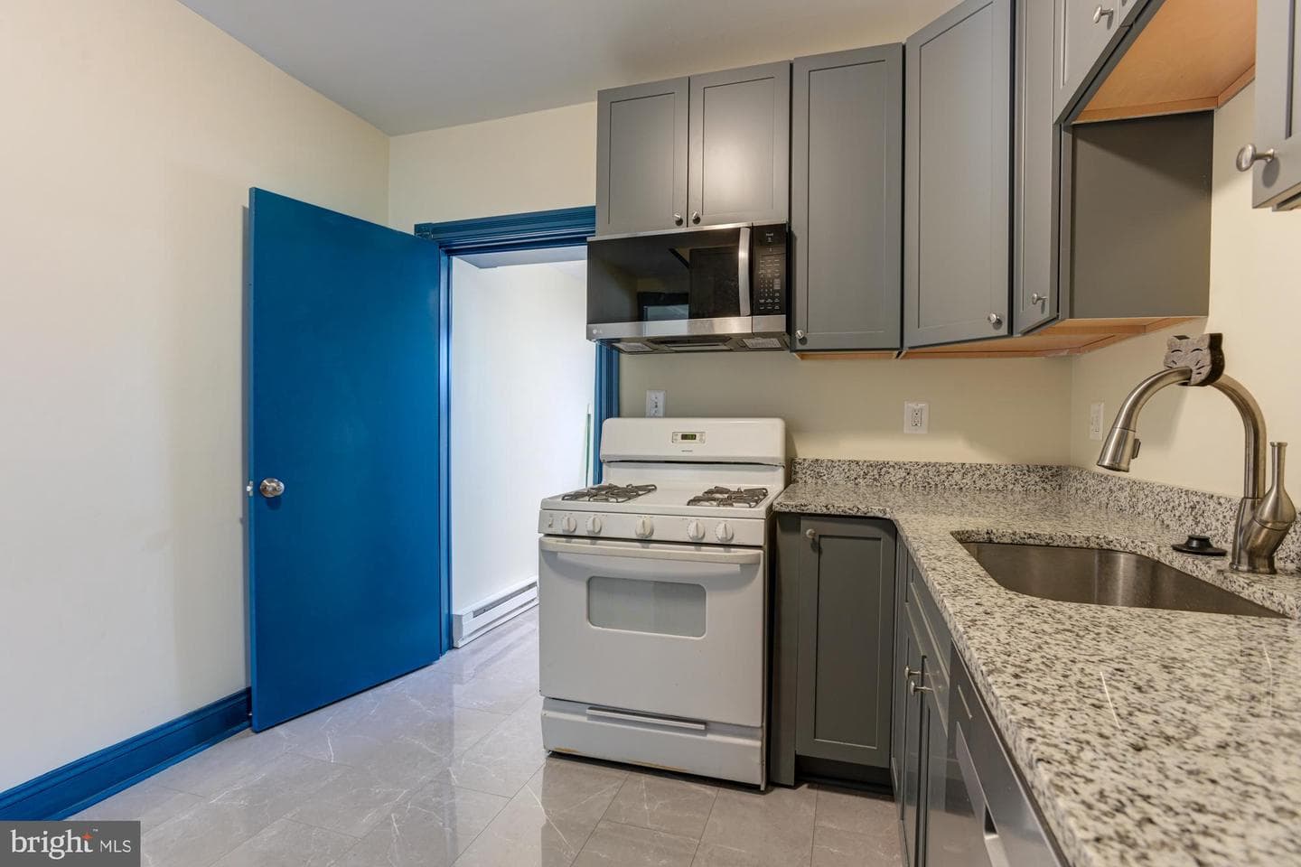 1125 Bayard Street photo 10
