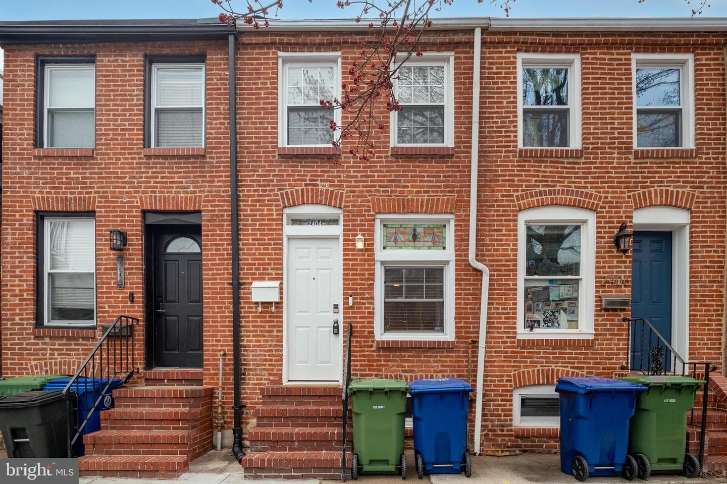 2404 Foster Avenue photo 1
