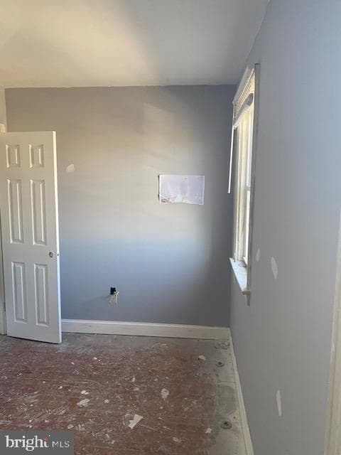 3921 Woodridge Road photo 13