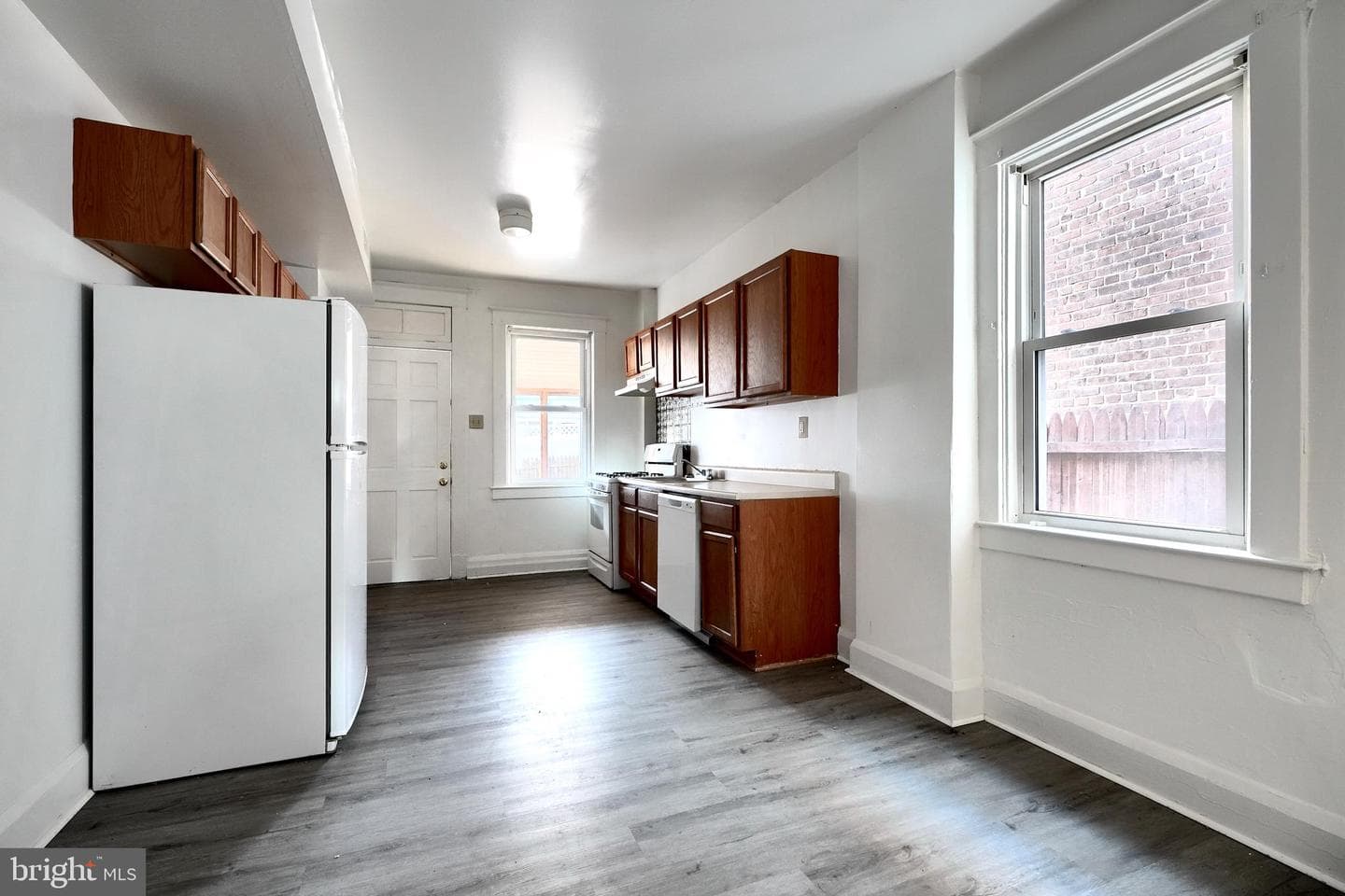 5106 Harford Road photo 11