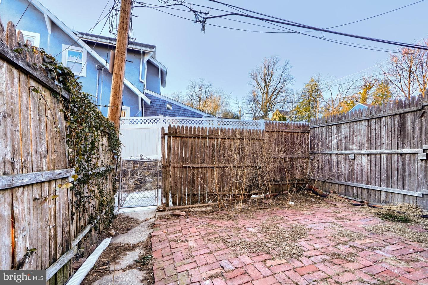 5106 Harford Road photo 3