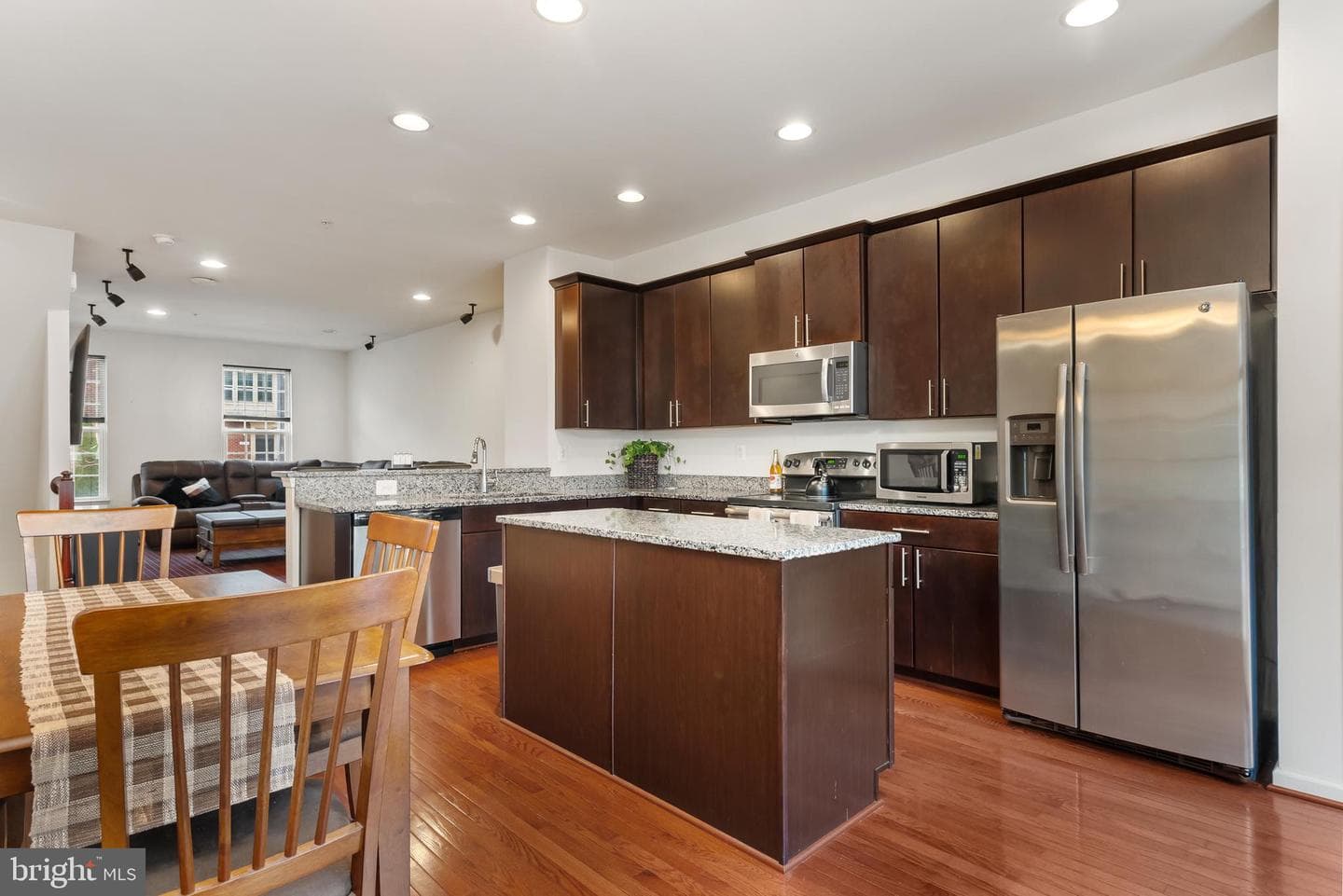 4518 Fait Avenue photo 12