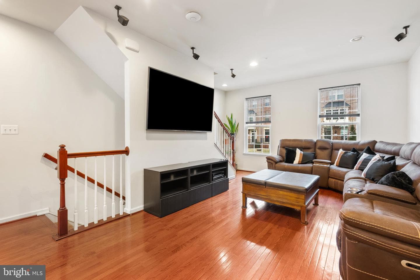 4518 Fait Avenue photo 7
