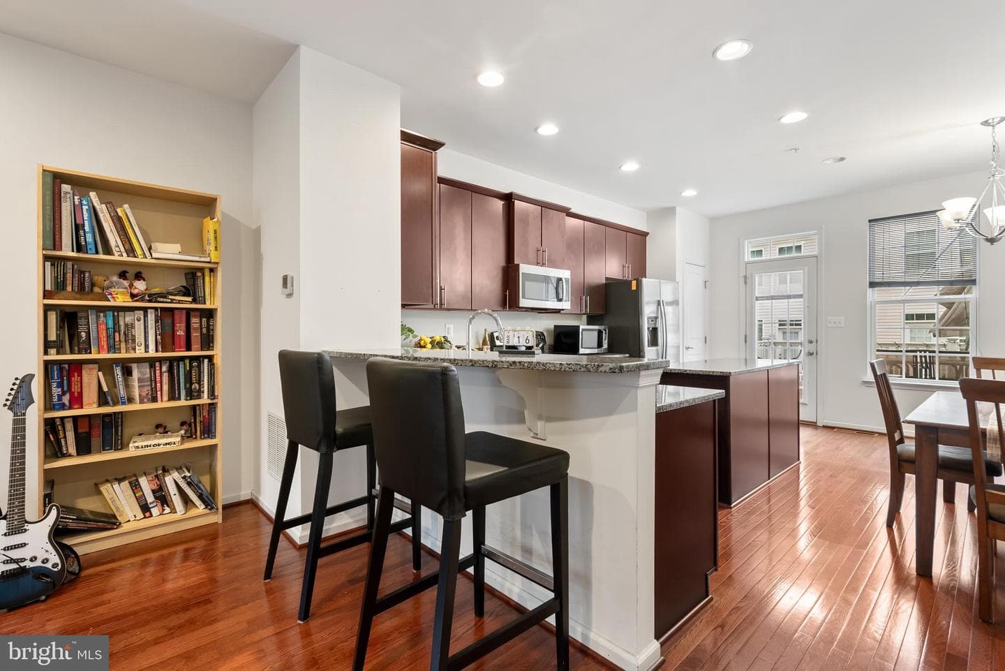 4518 Fait Avenue photo 8