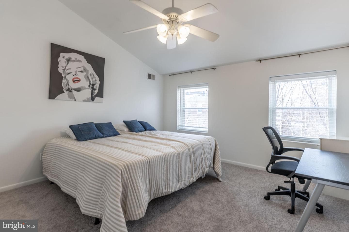 123 Scott Street photo 25