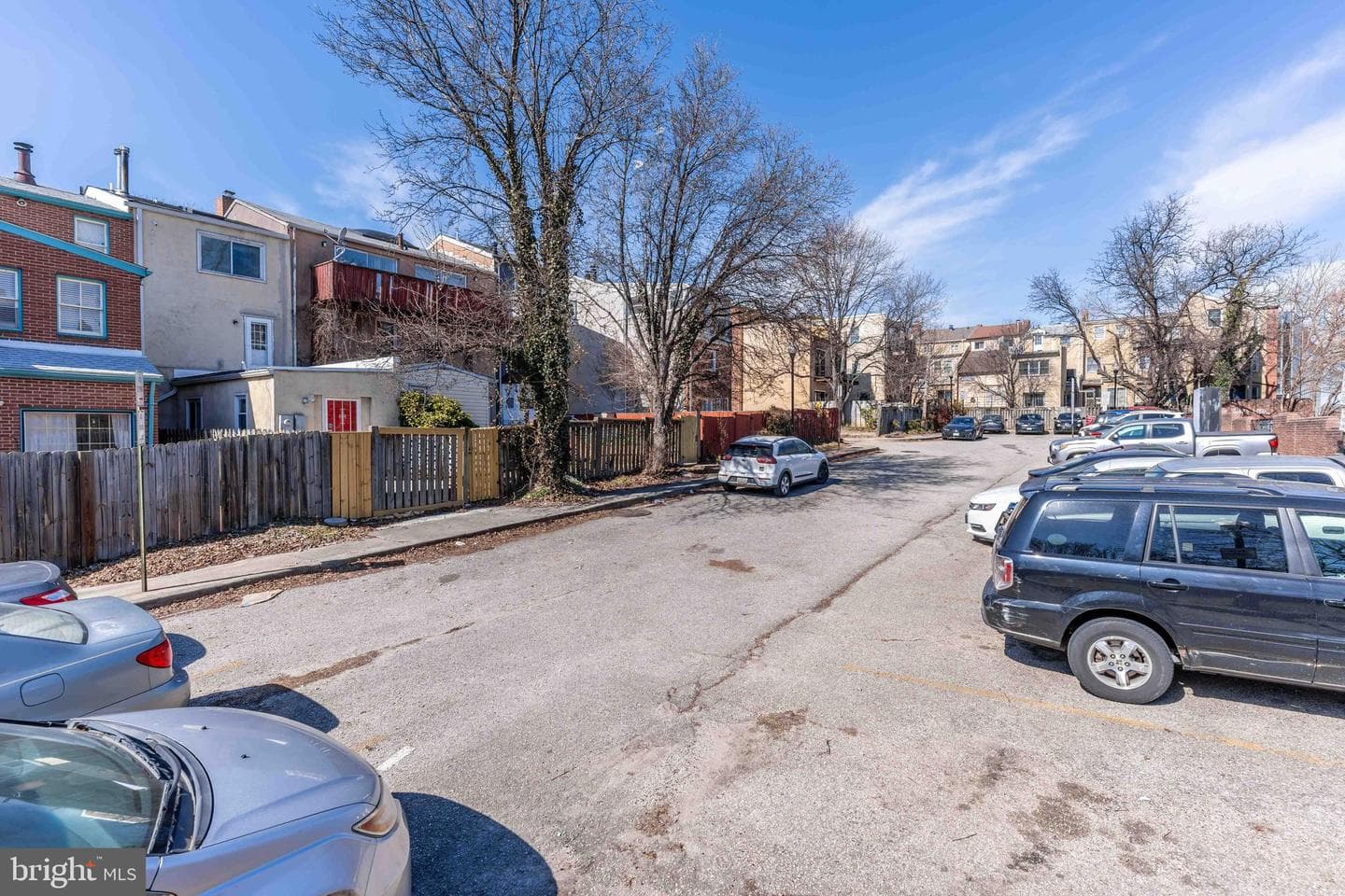 123 Scott Street photo 29