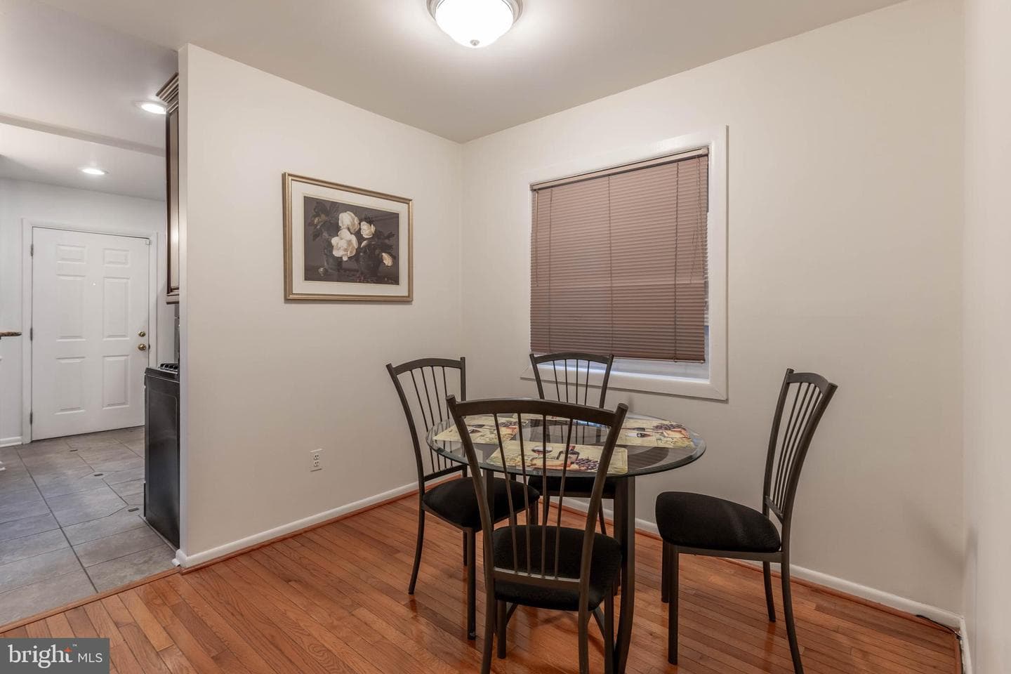 123 Scott Street photo 8
