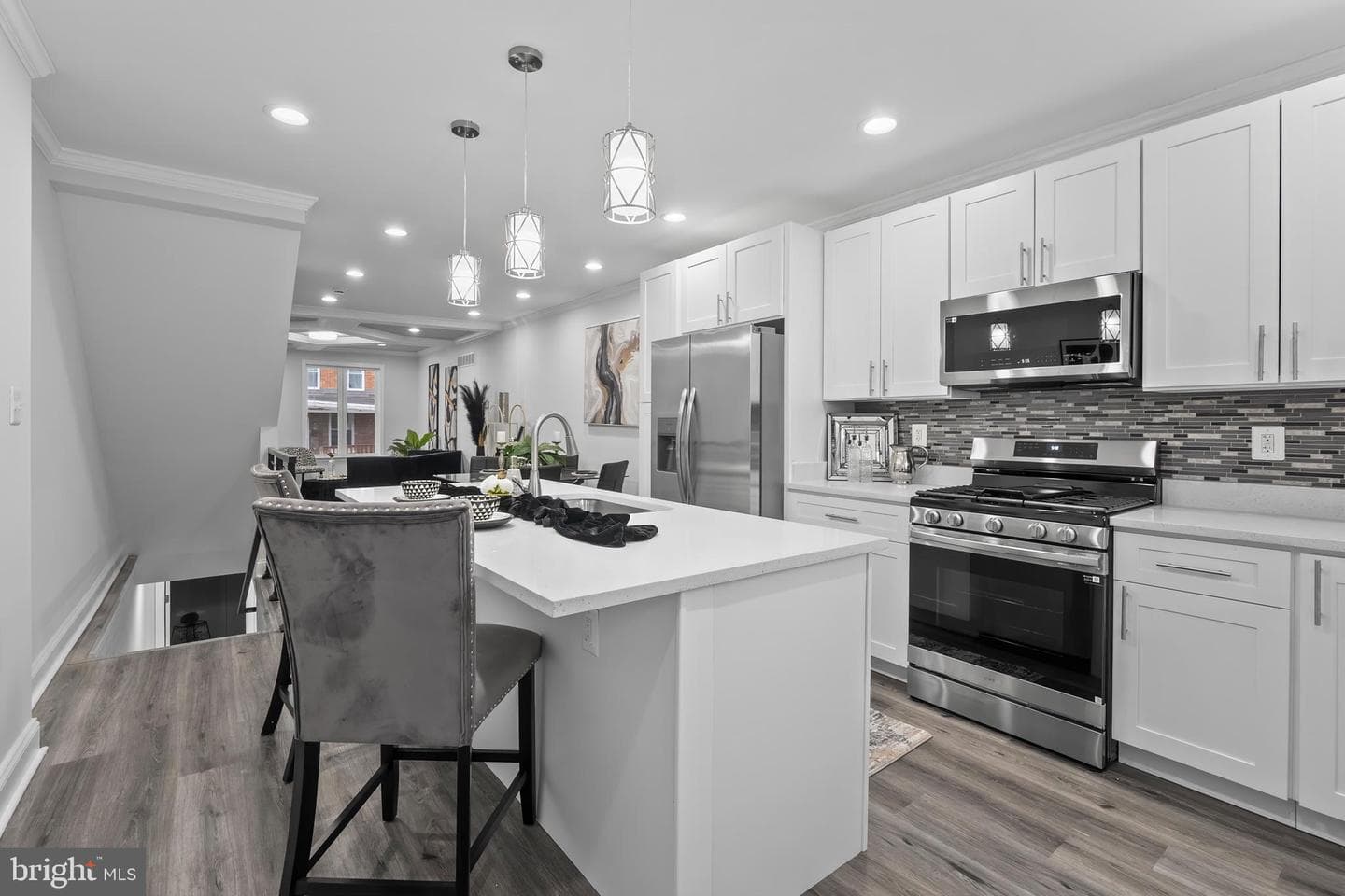 1507 Abbotston Street photo 14