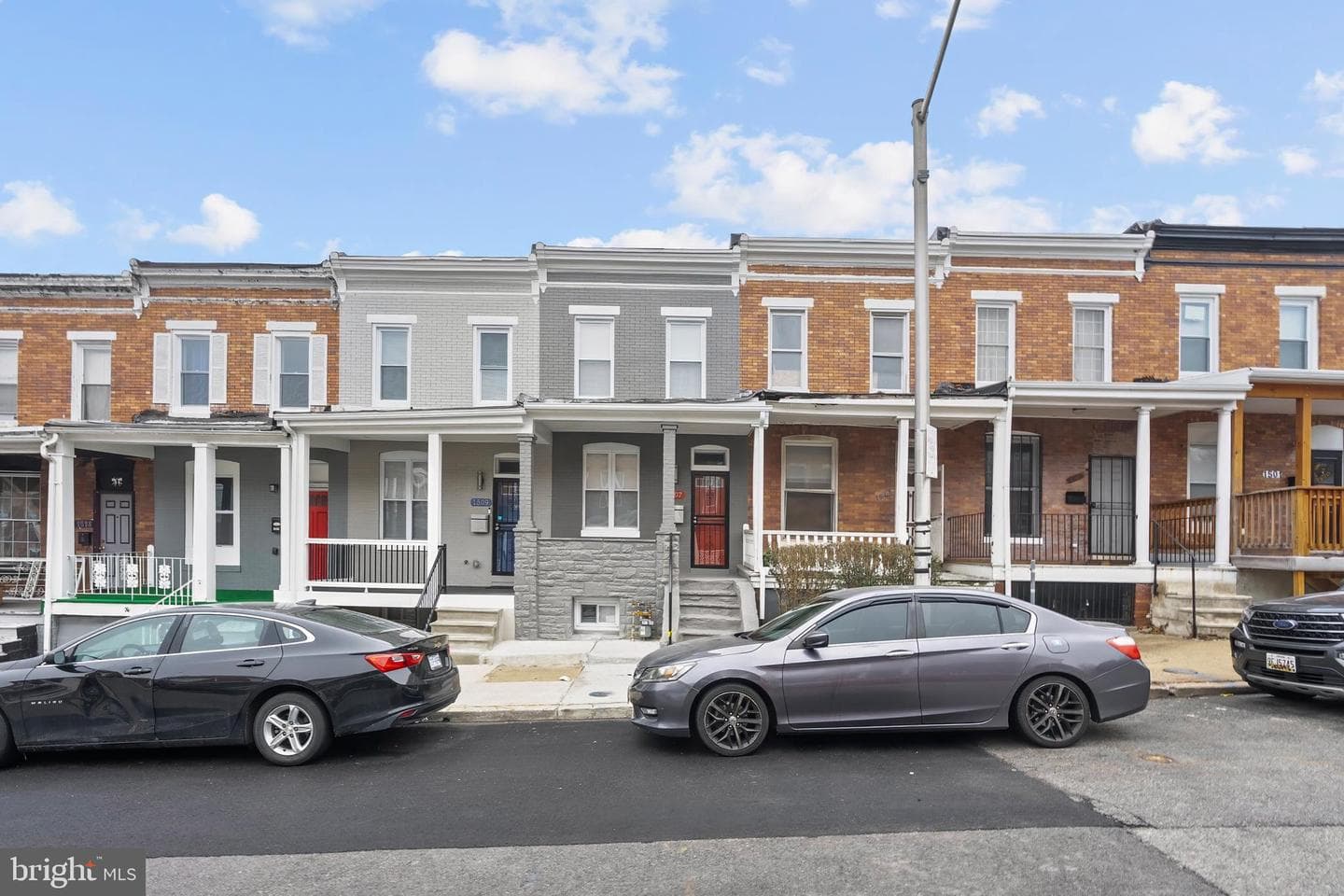 1507 Abbotston Street photo 2