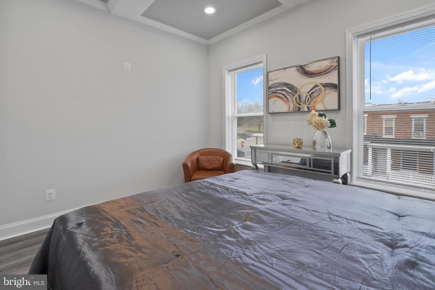 1507 Abbotston Street photo 20