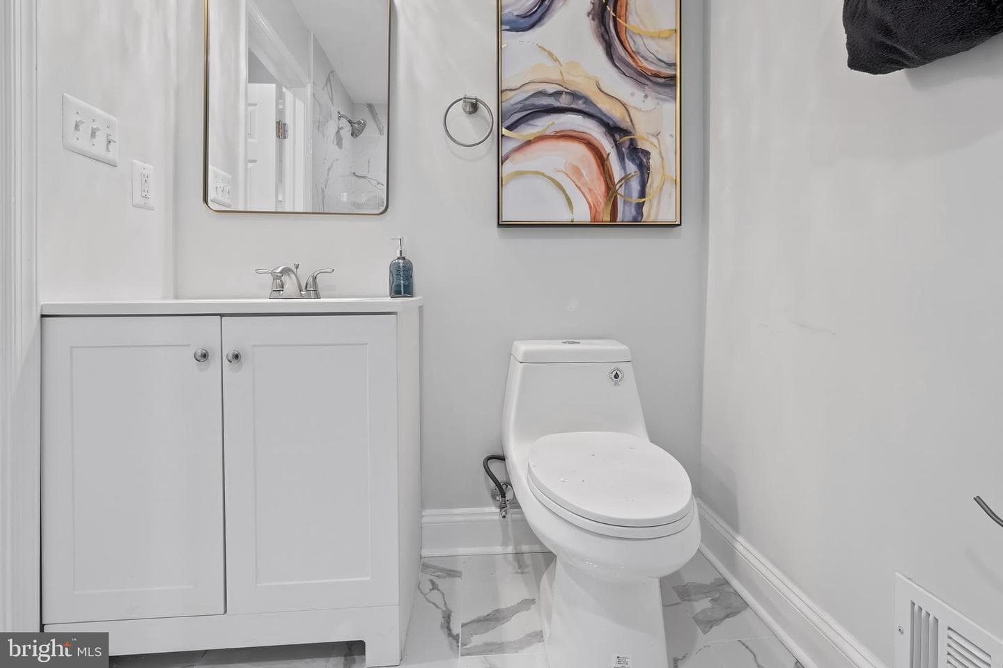 1507 Abbotston Street photo 23