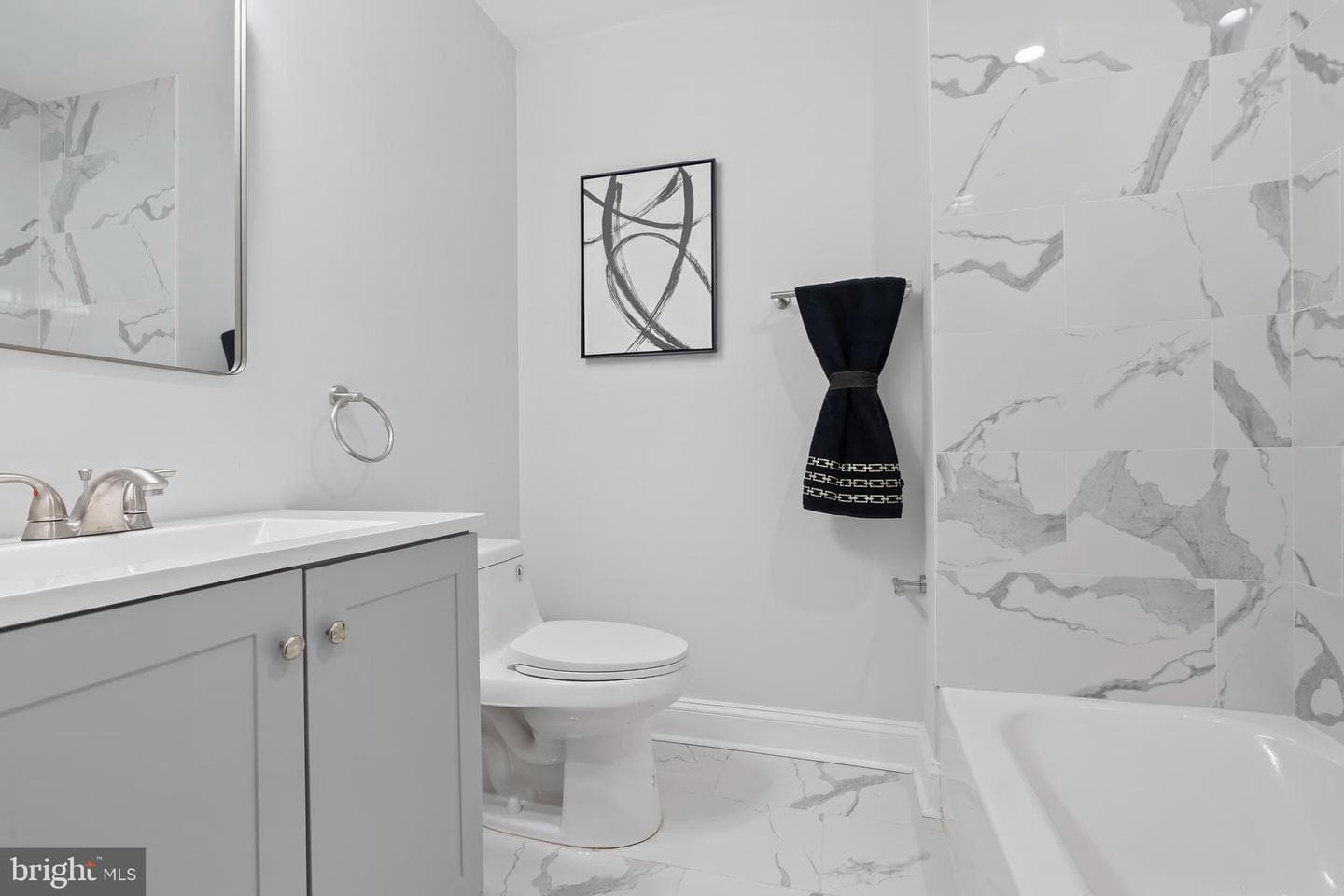 1507 Abbotston Street photo 24