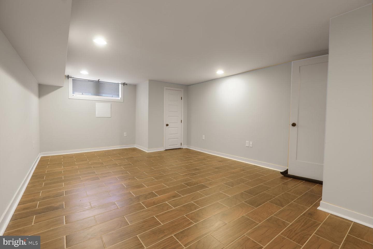 3109 E Baltimore Street photo 23