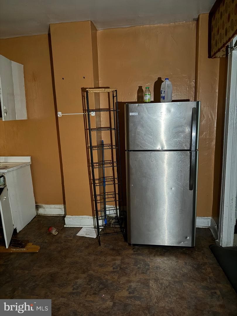 1315 N Montford Avenue photo 8