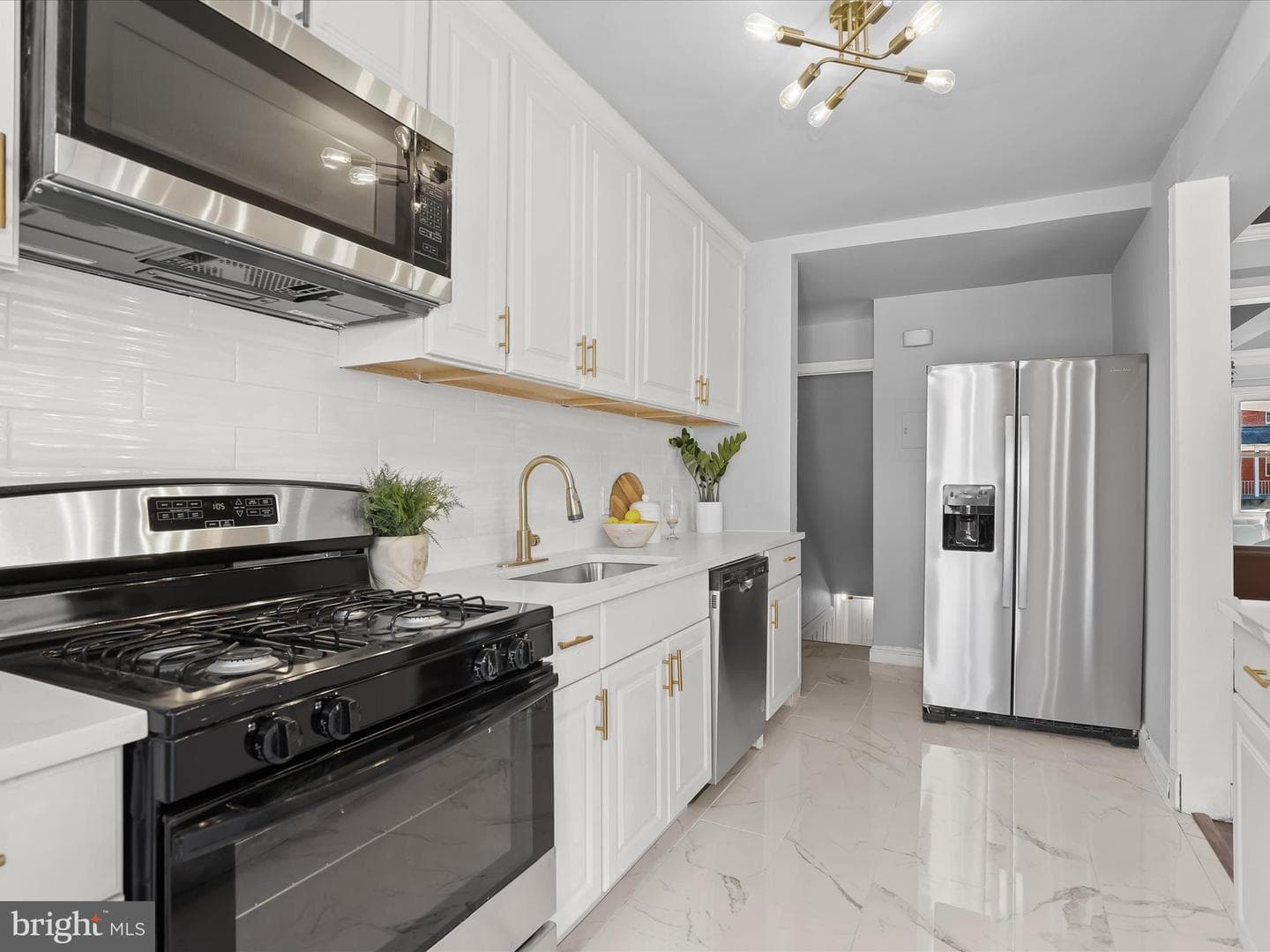 1350 Pentwood Road photo 17
