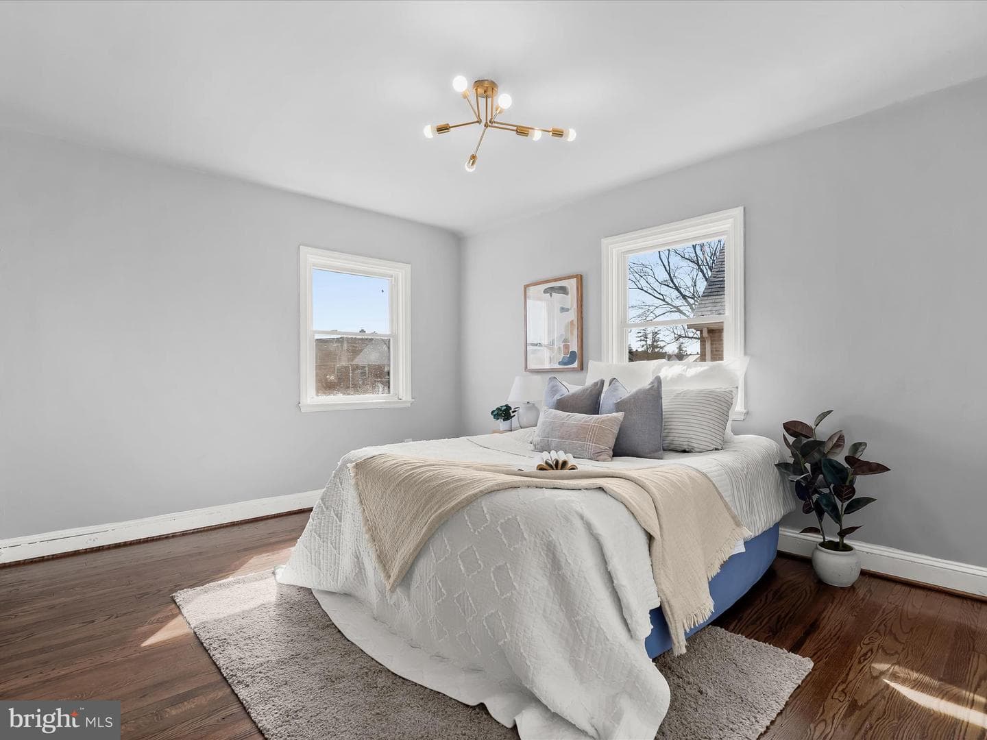 1350 Pentwood Road photo 20