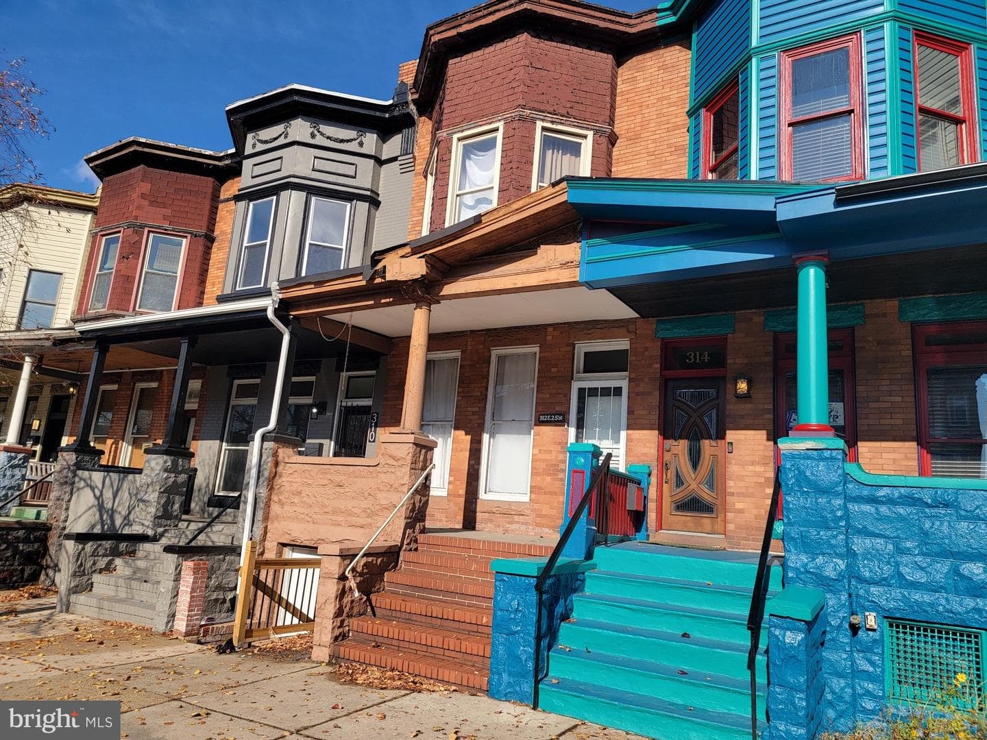 312 E 25th Street photo 5