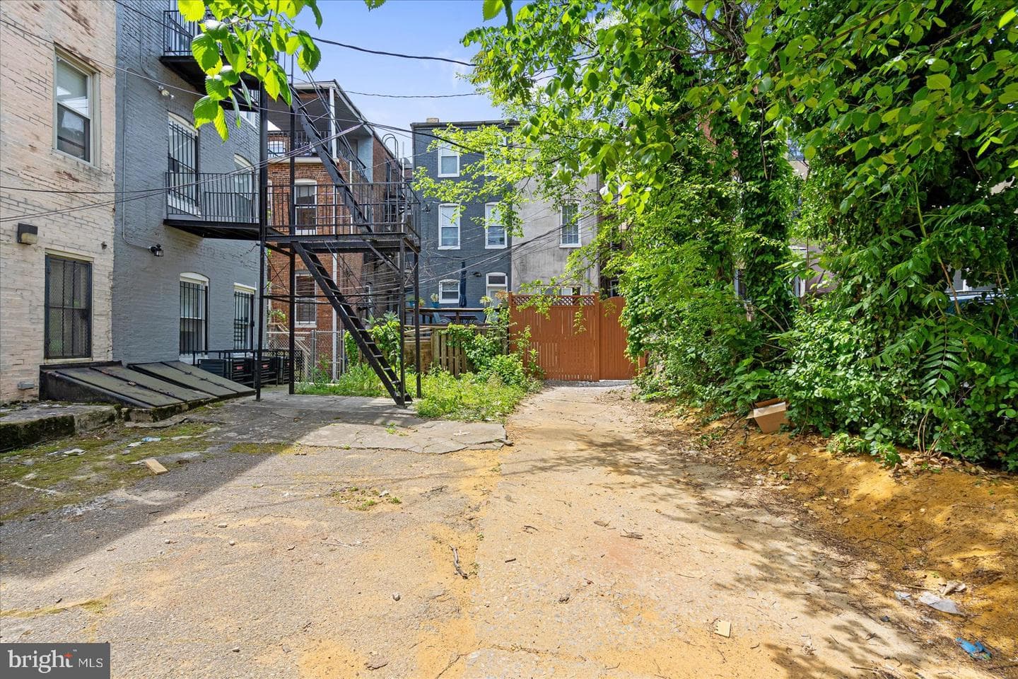2411 Maryland Avenue photo 46