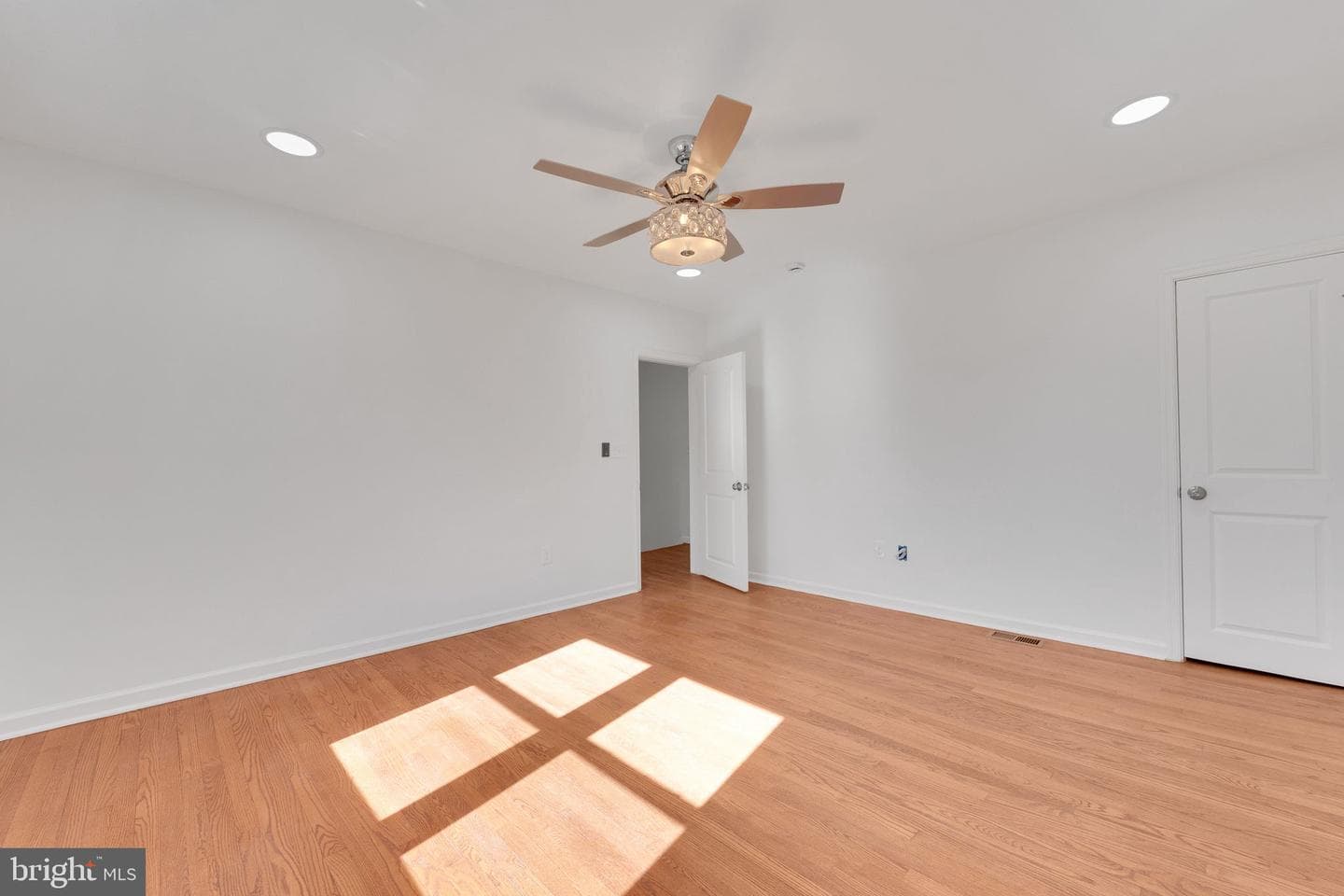 3324 Dolfield Avenue photo 20