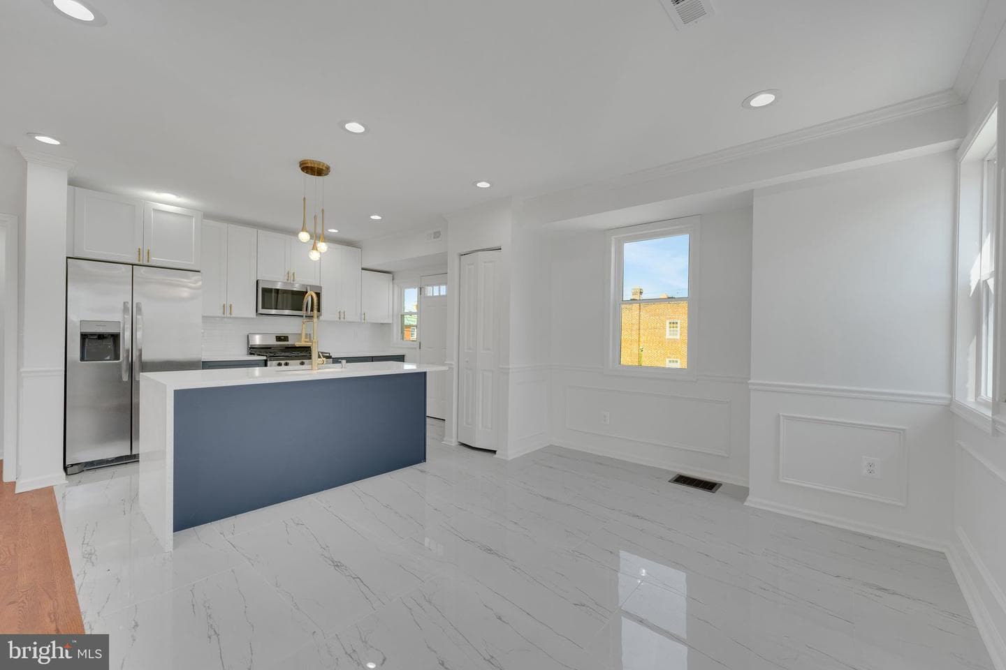 3324 Dolfield Avenue photo 8