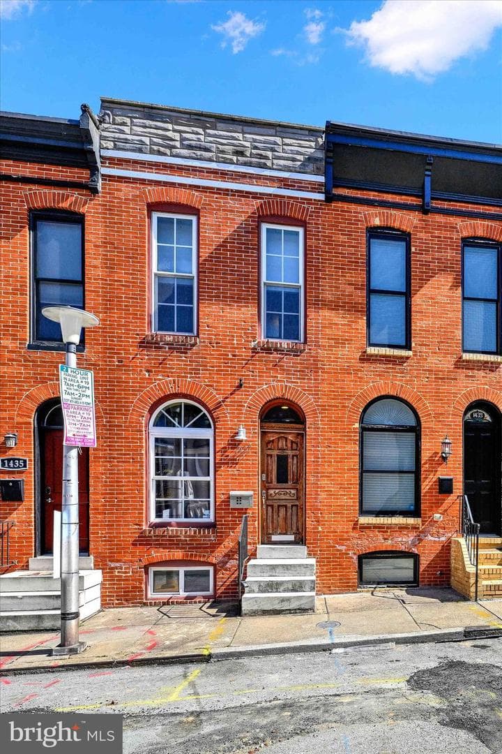 1437 Henry Street photo 33