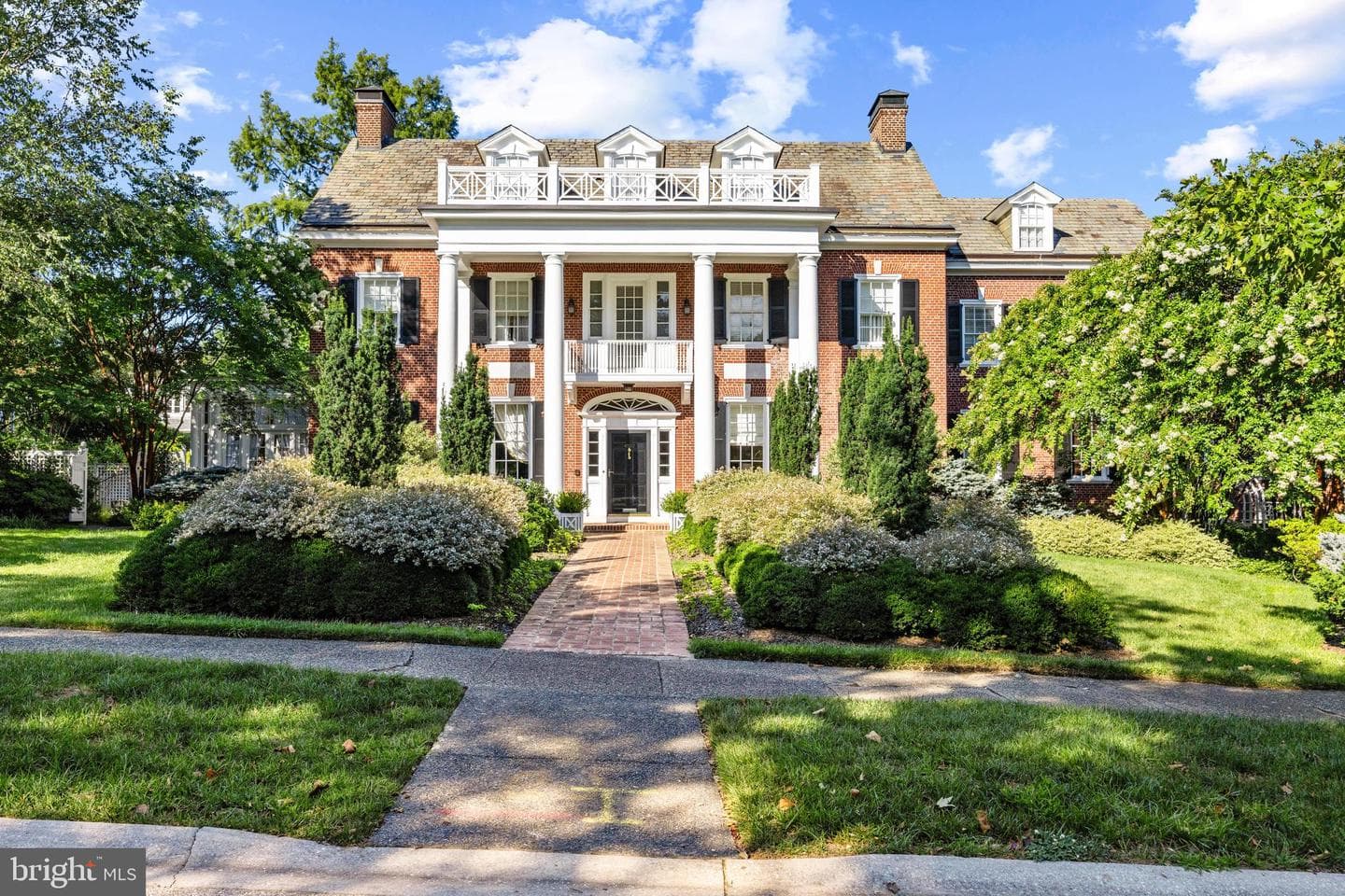 4102 Greenway