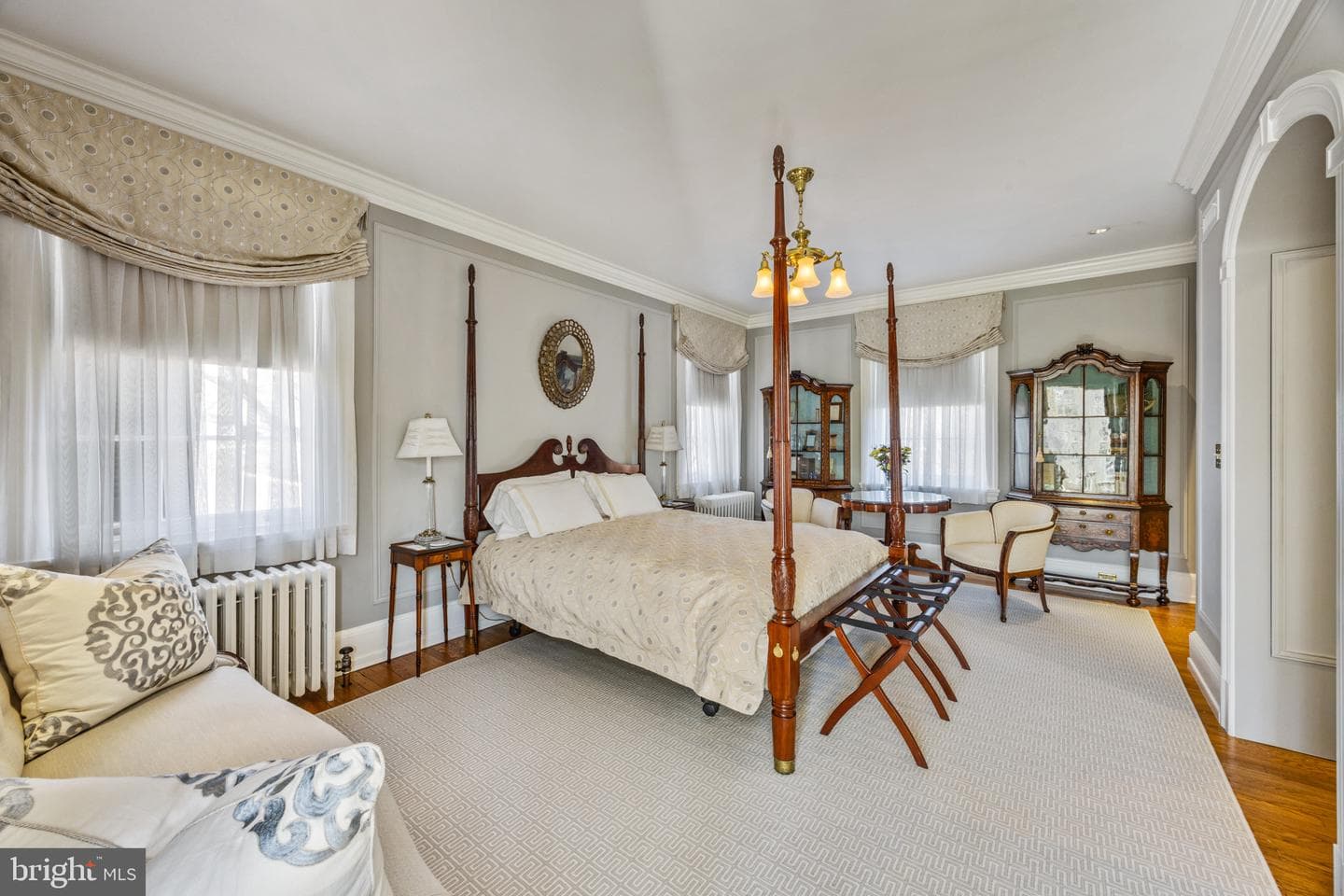 4102 Greenway photo 34