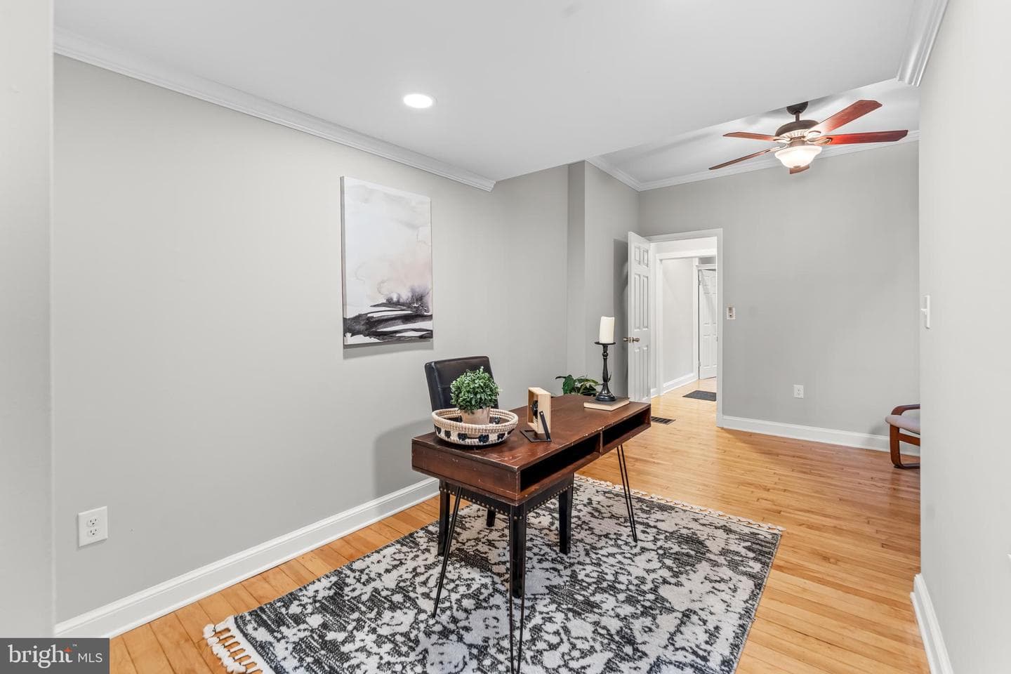 1261 Riverside Avenue photo 22