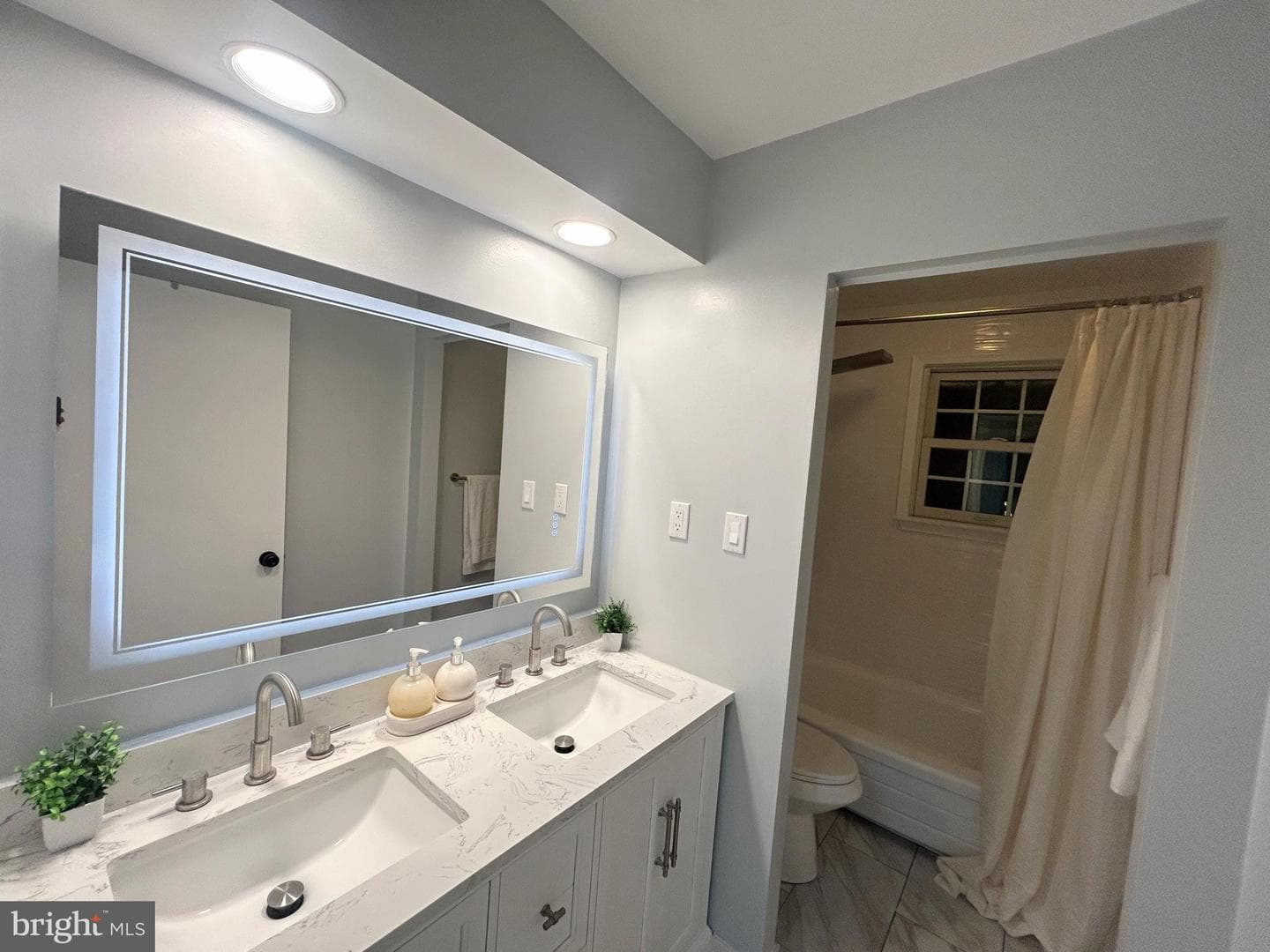 5716 Charlestowne Drive photo 16